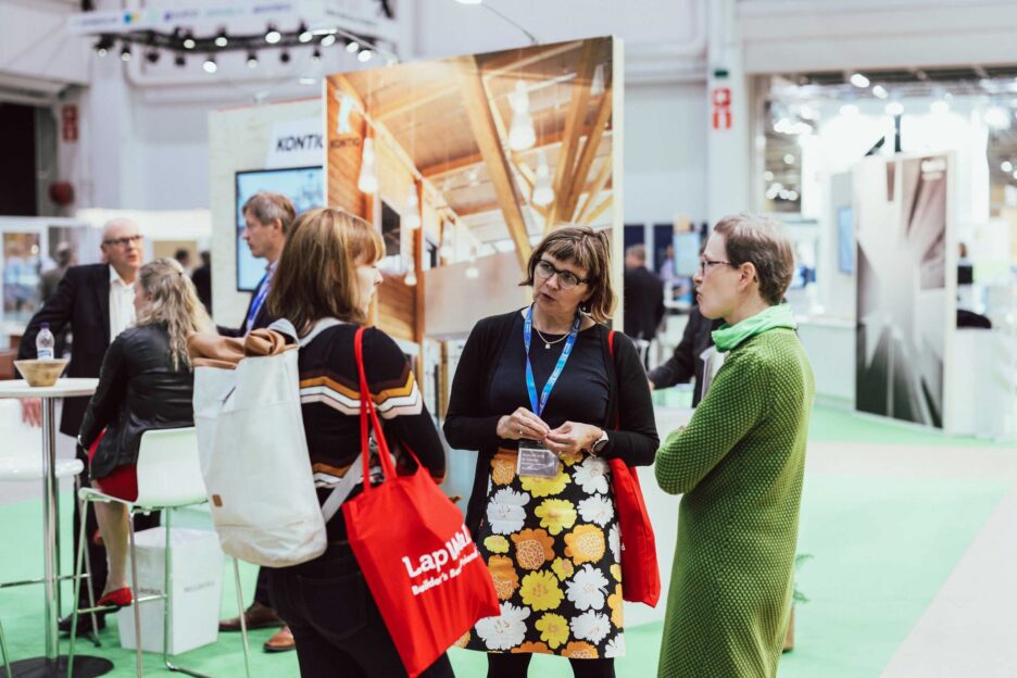 Kvinnor möter på FinnBuild